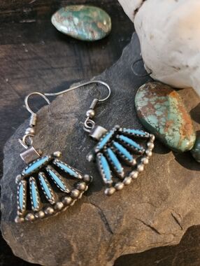 Vintage Zuni Reversible Coral/Turquoise Earrings